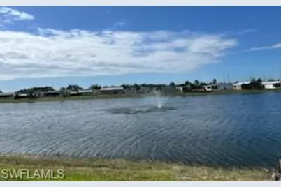 265 Lakeside Dr, North Fort Myers, FL 33903 - Photo 17