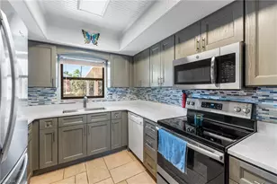 4543 SE 6th Pl, Cape Coral, FL 33904 - Photo 3