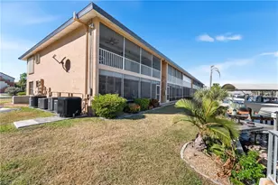 4543 SE 6th Pl, Cape Coral, FL 33904 - Photo 33