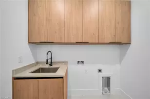 3913 Agualinda Blvd, Cape Coral, FL 33914 - Photo 21