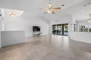 4010 SW 22nd Pl, Cape Coral, FL 33914 - Photo 7