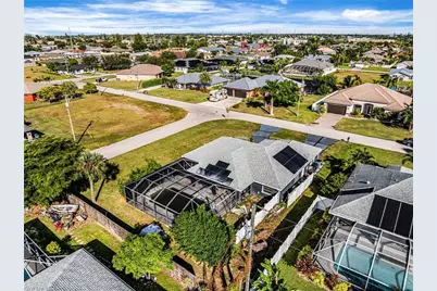 130 SE 29th Ter, Cape Coral, FL 33904 - Photo 29