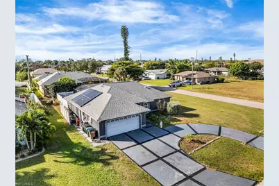 130 SE 29th Ter, Cape Coral, FL 33904 - Photo 1