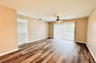 706 SE 13th Ct, Cape Coral, FL 33990 - Photo 7