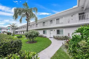 292 Belina Dr, Naples, FL 34104 - Photo 1