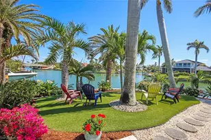 812 Angel Wing Dr, Sanibel, FL 33957 - Photo 3