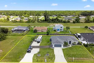 309 NE 30th Terrace, Cape Coral, FL 33909 - Photo 1