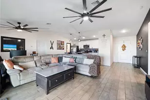 2737 NE 2nd Pl, Cape Coral, FL 33909 - Photo 7