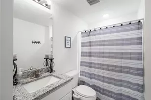 2737 NE 2nd Pl, Cape Coral, FL 33909 - Photo 19