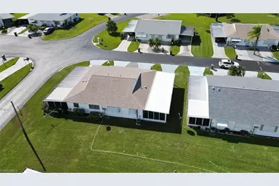 10 Dawn Flower Cir, Lehigh Acres, FL 33936 - Photo 7