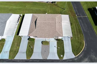 10 Dawn Flower Cir, Lehigh Acres, FL 33936 - Photo 5