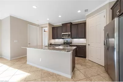 2899 Sunset Pointe Cir, Cape Coral, FL 33914 - Photo 7