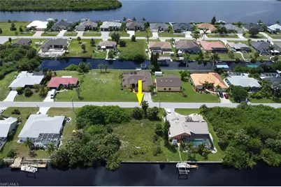 17382 Foremost Ln, Port Charlotte, FL 33948 - Photo 9