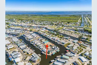 2910 Binnacle Ln, Saint James City, FL 33956 - Photo 15