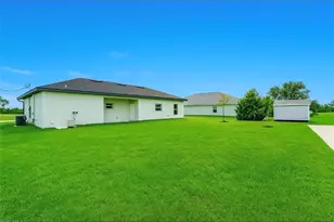 1701 NE 44th Terrace, Cape Coral, FL 33909 - Photo 15