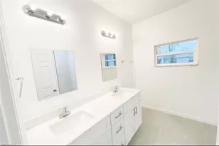 1701 NE 44th Terrace, Cape Coral, FL 33909 - Photo 7