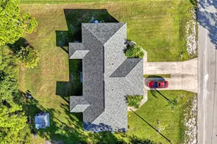 710 Creuset Ave S, Lehigh Acres, FL 33974 - Photo 7