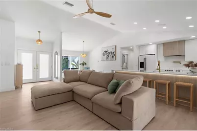 13270 Electron Dr, Fort Myers, FL 33908 - Photo 9