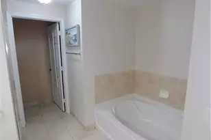 20140 Estero Gardens Cir, Estero, FL 33928 - Photo 11