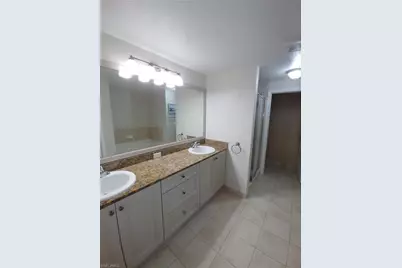 20140 Estero Gardens Cir #204, Estero, FL 33928 - Photo 7