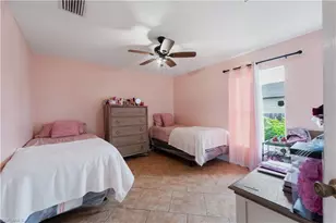 2619 NE 21st Ct, Cape Coral, FL 33909 - Photo 11