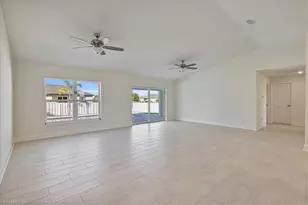 105 NW 14th St, Cape Coral, FL 33993 - Photo 11