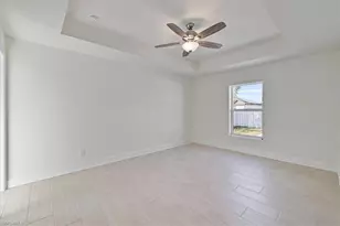 105 NW 14th St, Cape Coral, FL 33993 - Photo 15