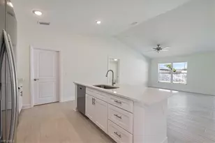 105 NW 14th St, Cape Coral, FL 33993 - Photo 9