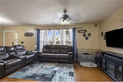 514 Layton Pl, Lehigh Acres, FL 33936 - Photo 3
