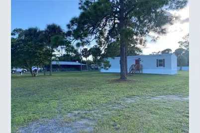 8018 Grady Dr, North Fort Myers, FL 33917 - Photo 17