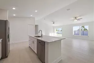 1726 NW 17th St, Cape Coral, FL 33993 - Photo 11