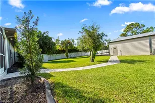 655 Trinity St E, Lehigh Acres, FL 33974 - Photo 37