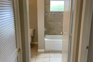 2533 Deerfield Lake Ct, Cape Coral, FL 33909 - Photo 29