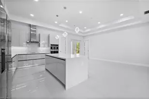 3990 27th Ave NE, Naples, FL 34120 - Photo 5