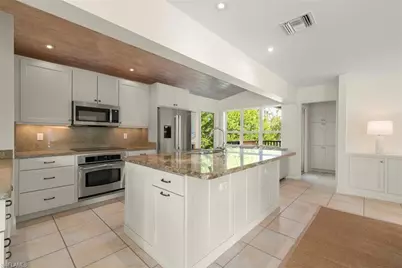 931 Snowberry Ln, Sanibel, FL 33957 - Photo 7