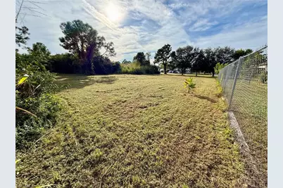 4540 Golfview Blvd, Lehigh Acres, FL 33973 - Photo 5