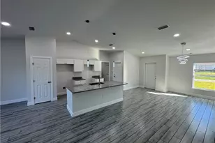 3314 36th St SW, Lehigh Acres, FL 33976 - Photo 9