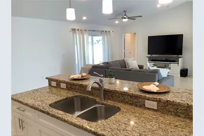 223 SW 31st St, Cape Coral, FL 33914 - Photo 15