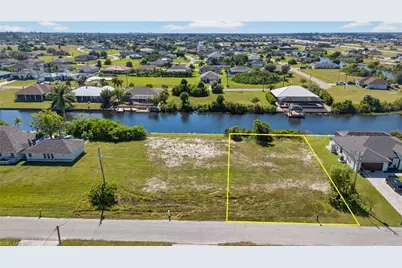 2854 NW 4th St, Cape Coral, FL 33993 - Photo 5