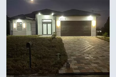 802 Pine Ave, Lehigh Acres, FL 33972 - Photo 3