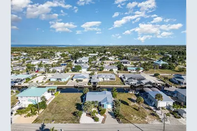 16060 Porto Bello St, Bokeelia, FL 33922 - Photo 27