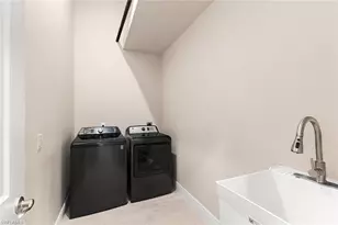 302 NW 32nd Pl, Cape Coral, FL 33993 - Photo 25