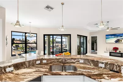 302 NW 32nd Pl, Cape Coral, FL 33993 - Photo 15