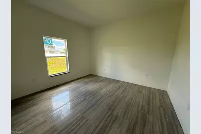 1027 Eisenhower Blvd, Lehigh Acres, FL 33974 - Photo 17