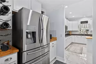 812 SW 11th Ct, Cape Coral, FL 33991 - Photo 15