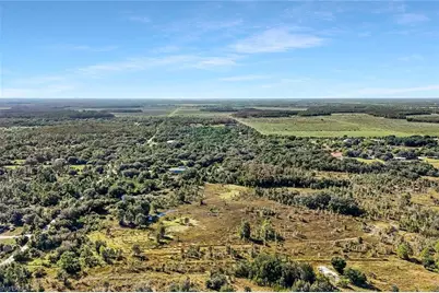 23345 Tinas Ln, Fort Myers, FL 33913 - Photo 5