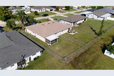 931/933 SE 23rd Pl, Cape Coral, FL 33990 - Photo 45