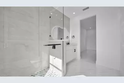 2506 30th St SW, Lehigh Acres, FL 33976 - Photo 15