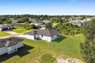 2506 30th St SW, Lehigh Acres, FL 33976 - Photo 33