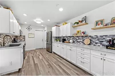 1423 NE 13th Ave, Cape Coral, FL 33909 - Photo 5